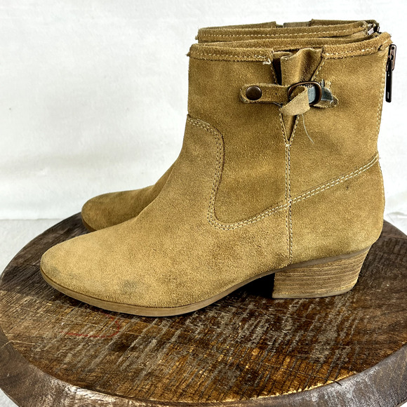 Sofft Boots Womens 7.5 Tan Suede Leather Boho Western Heels Ankle Buckle Zipper - Picture 3 of 13